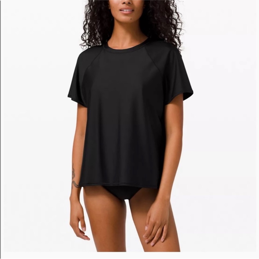 Lululemon Waterside Relaxed UVP Tee Short Sleeve Tee